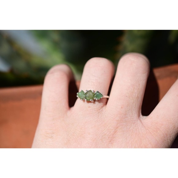 Triple emerald engagement ring size 3 4 5 6 7 8 9 10 11 12 rough cut nat… - Picture 1 of 4
